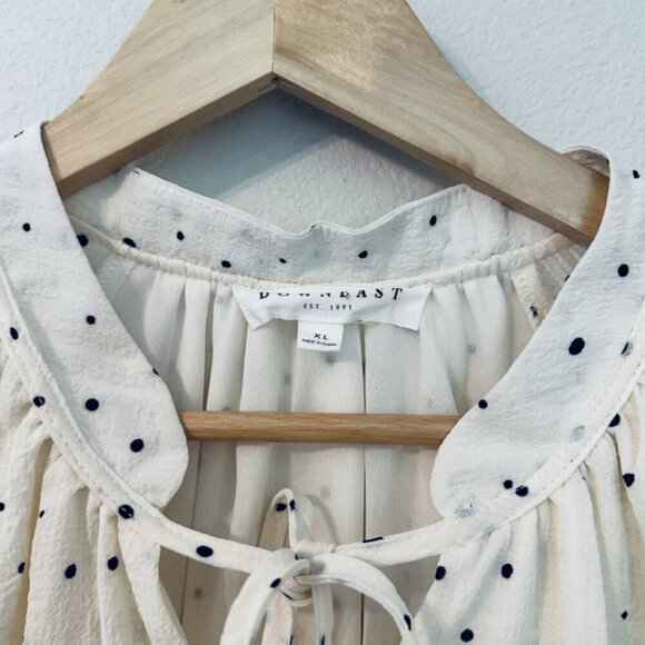 Women's XL Ivory Polka dot Relaxed Ballon Sleeve Soft Flowy Cottage Chic Blouse - Picture 3 of 4